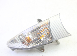 CLIGNOTANT AVANT DROIT