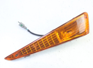 CLIGNOTANT AVANT DROIT