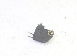 CONTACTEUR FEU STOP GAUCHE