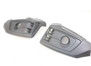 ENTOURAGE FEU ARRIERE