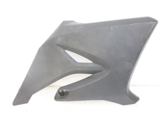 FLANC LATERAL AVANT DROIT