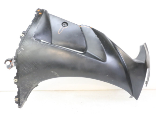 FLANC LATERAL AVANT DROIT