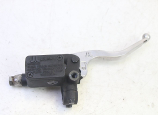 MAITRE CYLINDRE AVANT