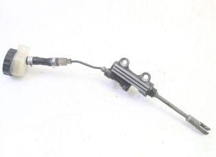 MAITRE CYLINDRE FREIN ARRIERE