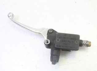 MAITRE CYLINDRE FREIN ARRIERE