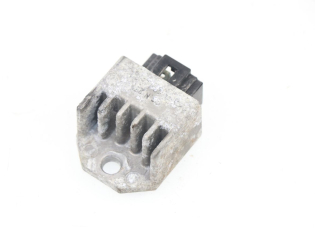 REGULATEUR CHARGE
