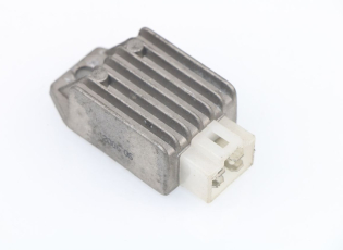 REGULATEUR CHARGE