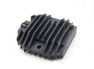 REGULATEUR CHARGE