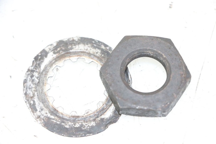 photo de DADO PIGNONE ALBERO USCITA CAMBIO YAMAHA FZS FAZER 600 (2001 - 2003)