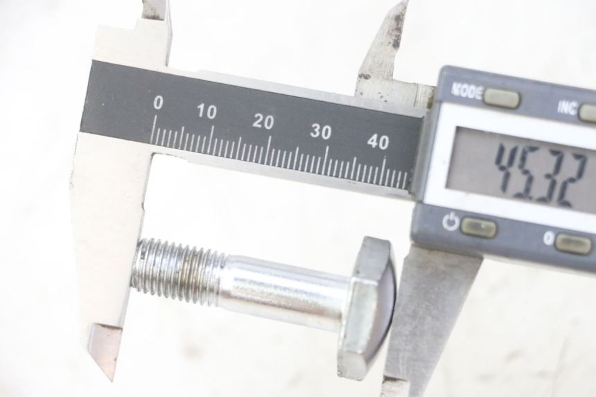 photo de DADO FORCELLA SUZUKI GS GSE 500 (2001 - 2003)