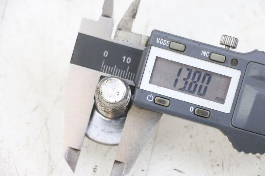 photo de DADO DELLA PIASTRA FORCELLA YAMAHA TZR 50 (2008 - 2016) - Zoom sullo stato d'uso