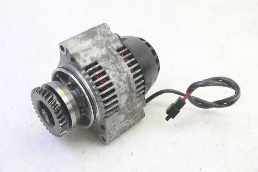 photo de ALTERNATORE SUZUKI GSF N BANDIT 600 (1996 - 1999) - Vista principale