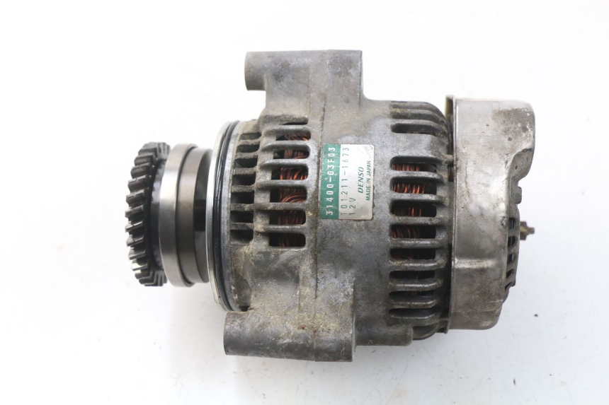photo de Alternatore SUZUKI GSX-F GSXF 600 (1998 - 2004) - Zoom sullo stato d'uso