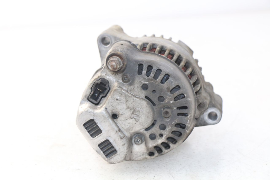 photo de Alternatore SUZUKI GSX-F GSXF 600 (1998 - 2004) - Vista d'insieme del prodotto