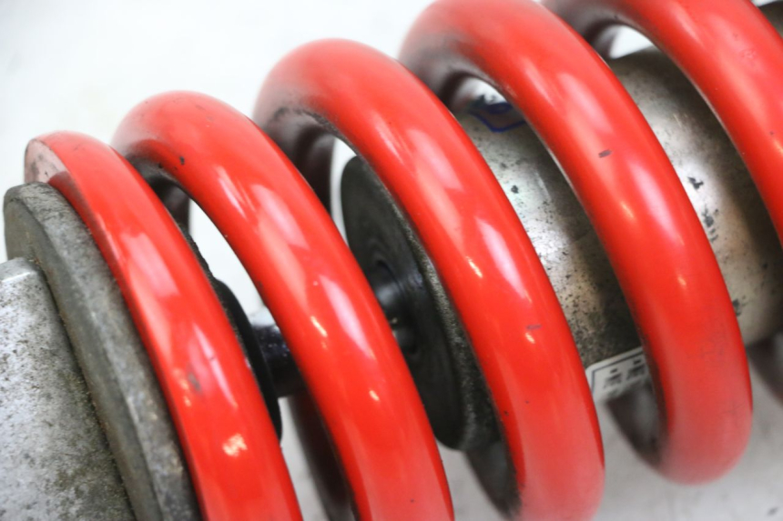 photo de AMMORTIZZATORE POSTERIORE HONDA CBR F 1000 (1993 - 1996) - Altra angolazione