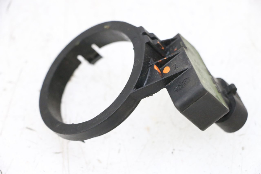 photo de ANTENNA TRANSPONDER PIAGGIO MP3 LT 400 (2007 - 2012) - Altra angolazione