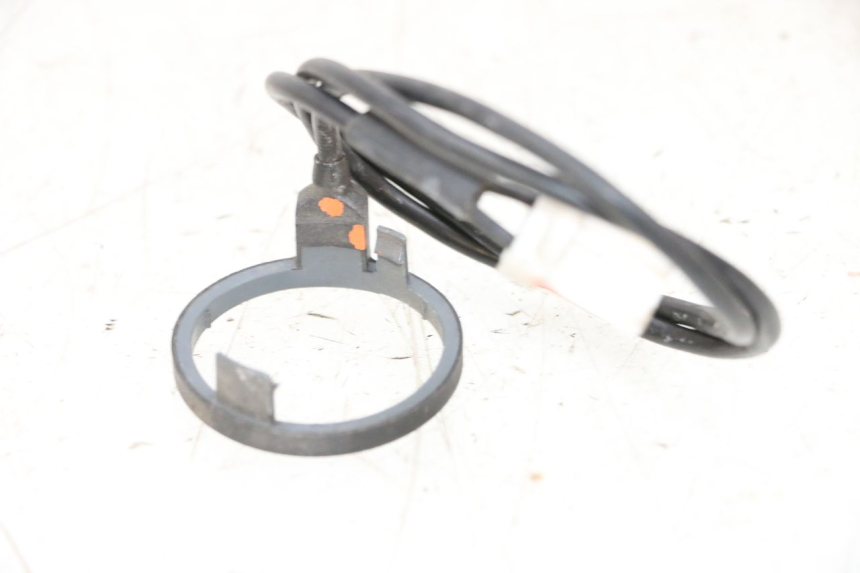 photo de ANTENNA TRANSPONDER PEUGEOT SATELIS 125 (2006 - 2009) - Zoom sullo stato d'uso