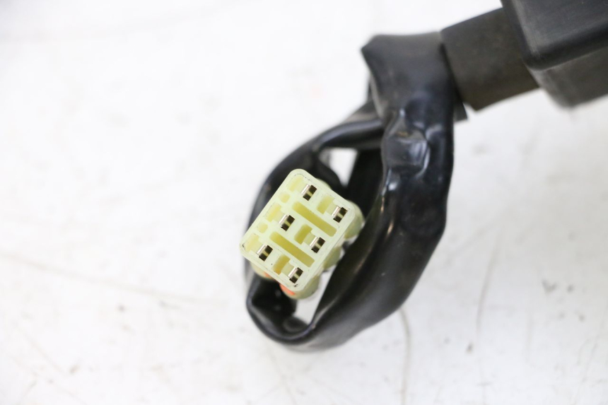 photo de ANTENNA TRANSPONDER YAMAHA XMAX X-MAX 125 (2006 - 2009) - Primo piano tecnico