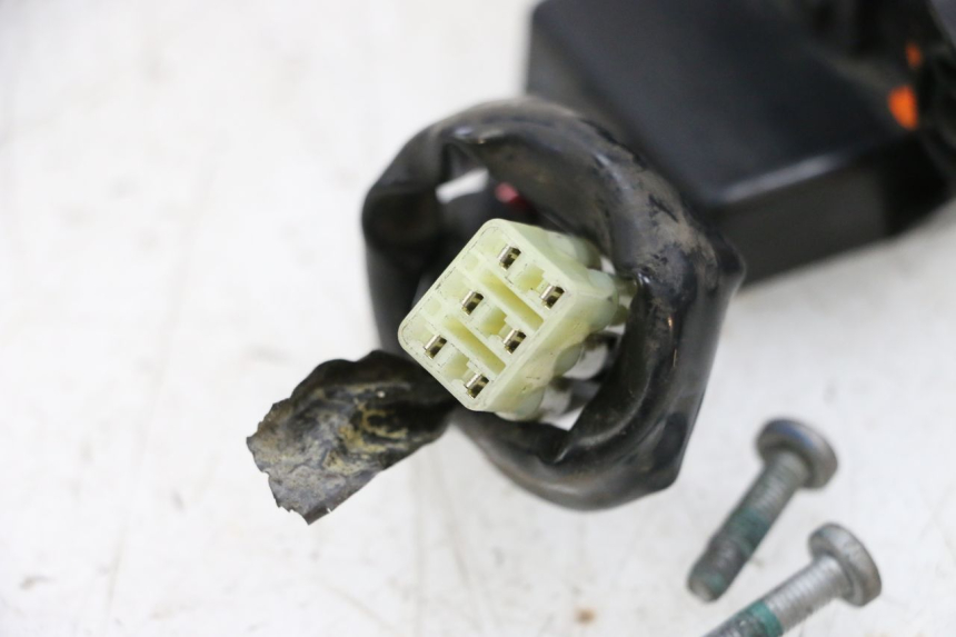 photo de ANTENNA TRANSPONDER YAMAHA XMAX X-MAX 125 (2006 - 2009) - Altra angolazione