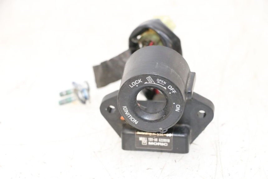 photo de ANTENNA TRANSPONDER YAMAHA XMAX X-MAX 125 (2006 - 2009) - Stato della superficie e materiale