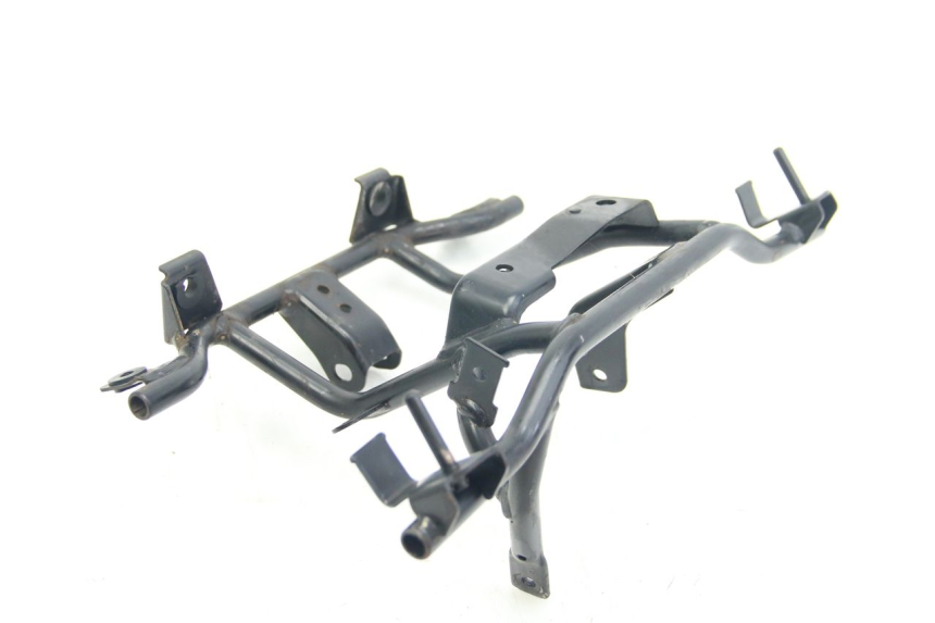 photo de ARAIA ANTERIORE SUZUKI SIXTEEN 125 (2008 - 2010)