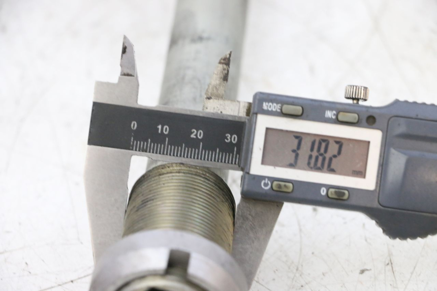 photo de ASSE FORCELLONE SUZUKI GSXR GSX-R 1000 (2003 - 2004) - Altra angolazione