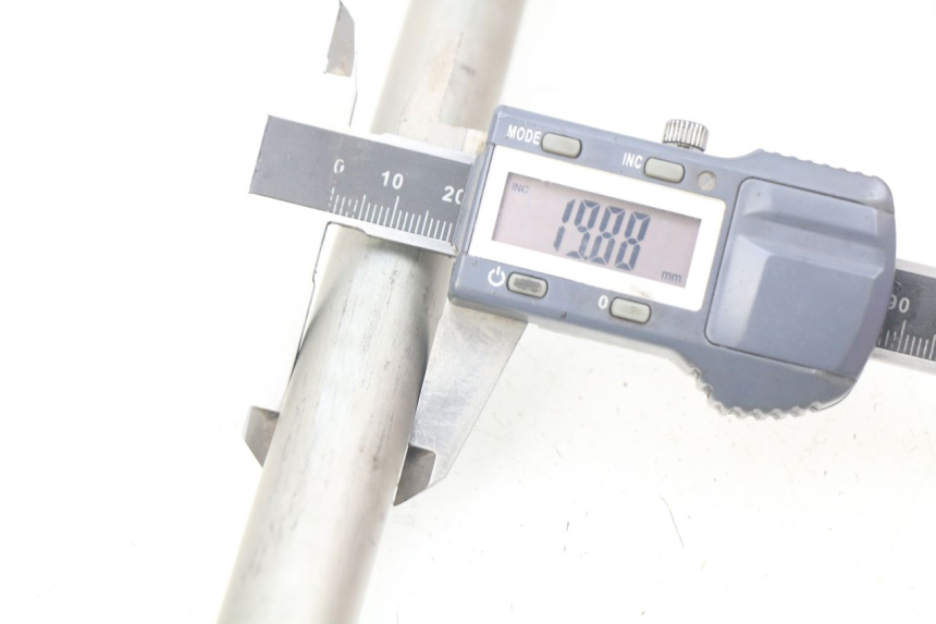 photo de ASSE BRACCIO OSCILLANTE KAWASAKI Z 650 (2016 - 2019)