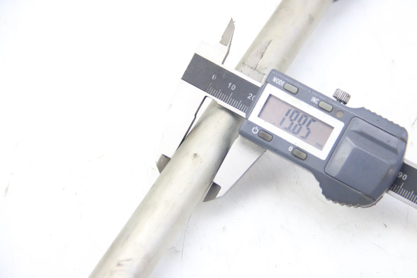 photo de ASSE BRACCIO OSCILLANTE KAWASAKI Z ABS 1000 (2014 - 2020)