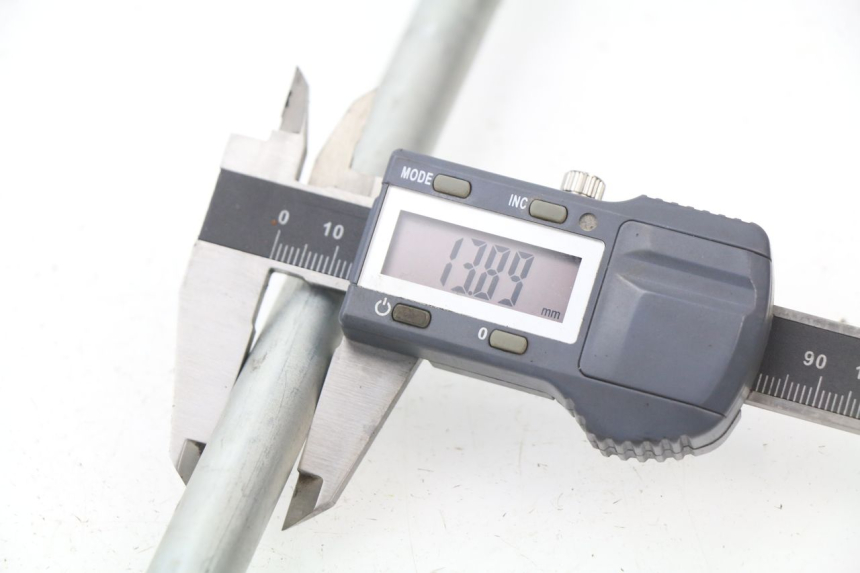 photo de ASSE BRACCIO OSCILLANTE SUZUKI GSXF GSX F 600 (1988 - 1997)