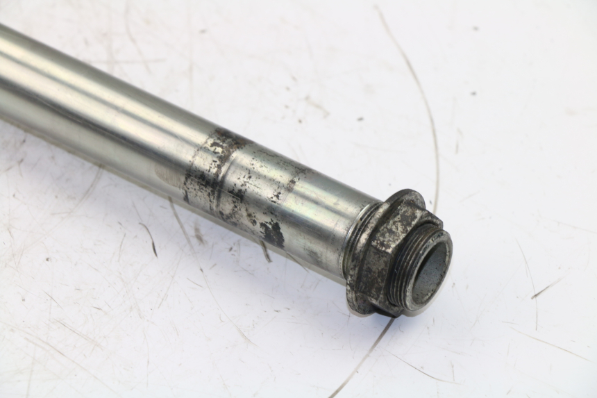 photo de ASSE RUOTA POSTERIORE DUCATI ST3 992 (2006 - 2008)