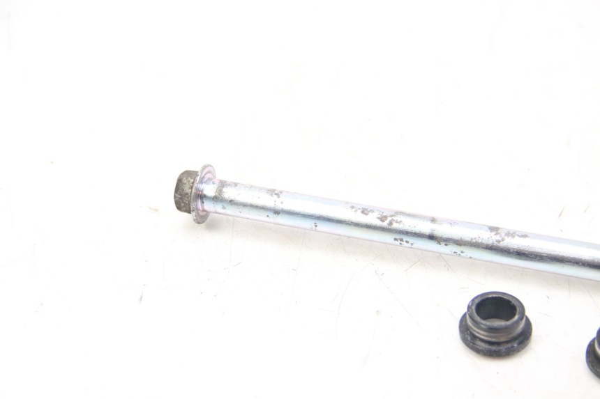 photo de ASSE RUOTA POSTERIORE YAMAHA MT ABS 125 (2014 - 2018) - Altra angolazione