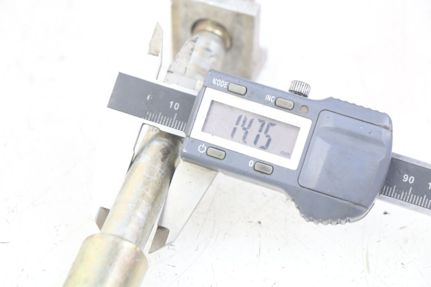 photo de ASSE RUOTA POSTERIORE APOLLO RFZ 150