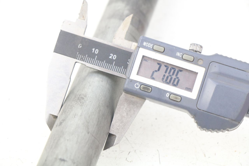 photo de ASSE RUOTA POSTERIORE SUZUKI TLS TL S 1000 (1997 - 2001)