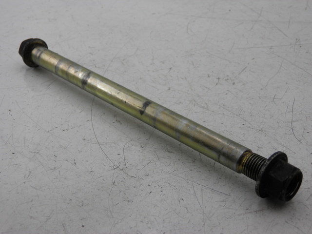 photo de ASSE RUOTA POSTERIORE YAMAHA YBR 125 (2004 - 2006)