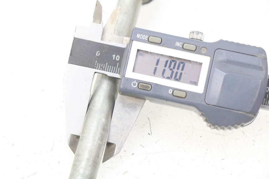 photo de ASSE RUOTA ANTERIORE MBK FLIPPER 50 (2004 - 2012)