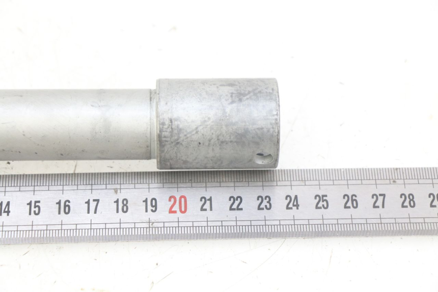 photo de ASSE RUOTA ANTERIORE HONDA CB R 1000 (2018 - 2023)