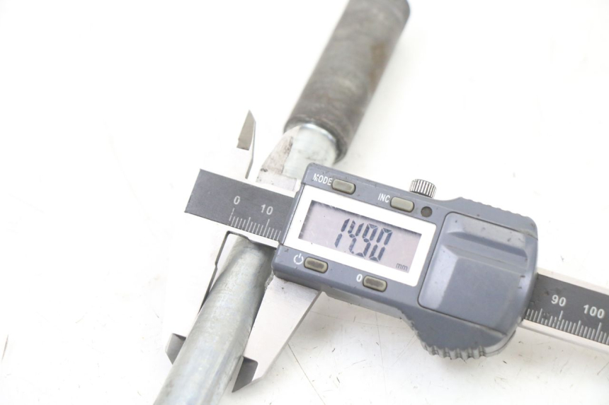 photo de ASSE RUOTA ANTERIORE KYMCO DINK STREET 125 (2009 - 2014)