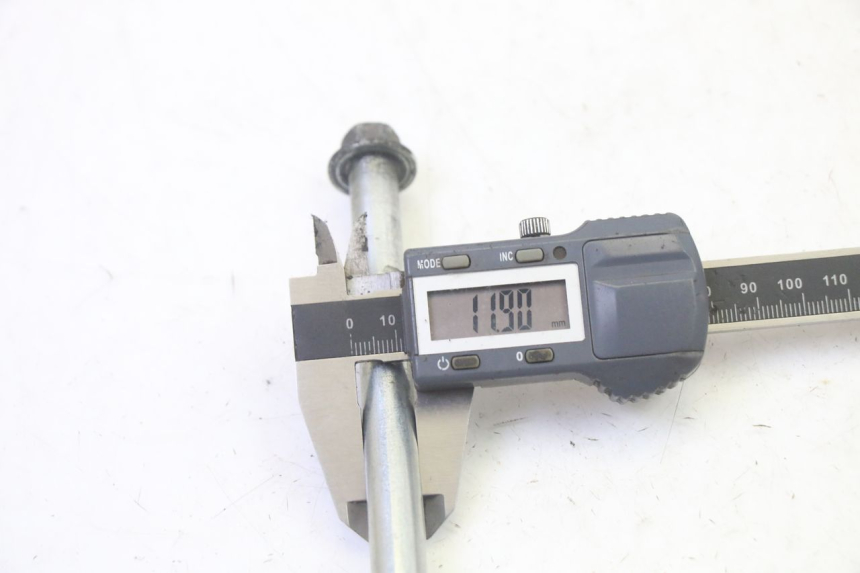 photo de ASSEMBLAGGIO RUOTA ANTERIORE HONDA SCV LEAD 100 (2003 - 2007)