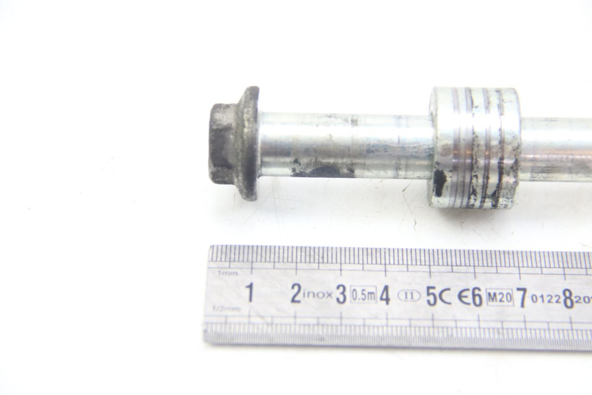 photo de ASSE RUOTA ANTERIORE SUZUKI SIXTEEN 125 (2008 - 2010)