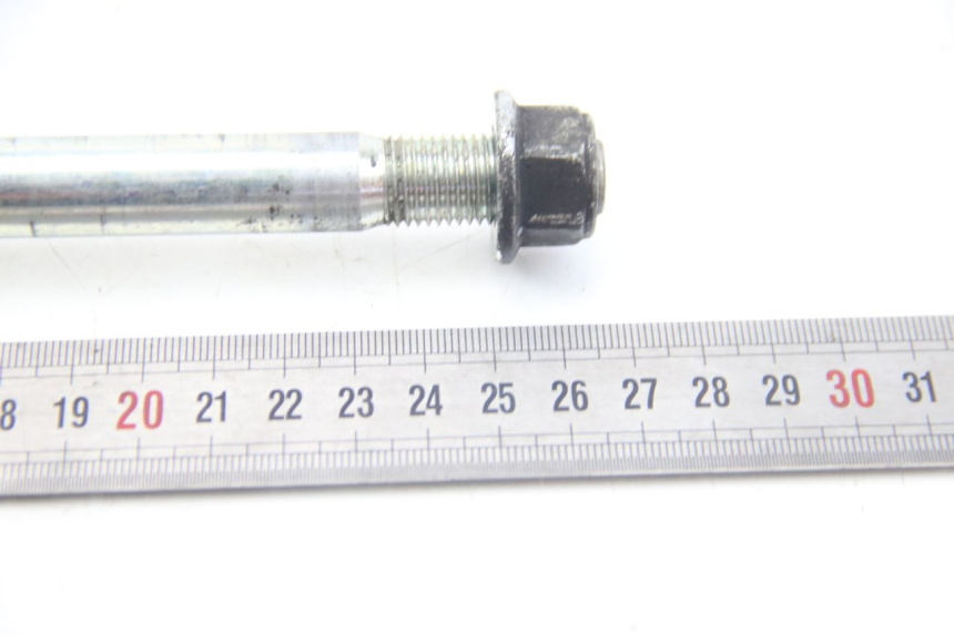 photo de ASSE RUOTA ANTERIORE SUZUKI SIXTEEN 125 (2008 - 2010)