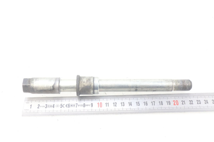 photo de ASSE RUOTA ANTERIORE SUZUKI XF FREEWIND 650 (1997 - 2003)