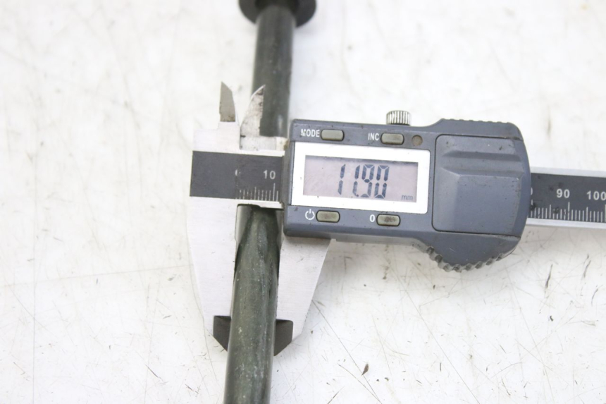 photo de ASSE RUOTA ANTERIORE PEUGEOT TWEET 4T 50 (2010 - 2014)