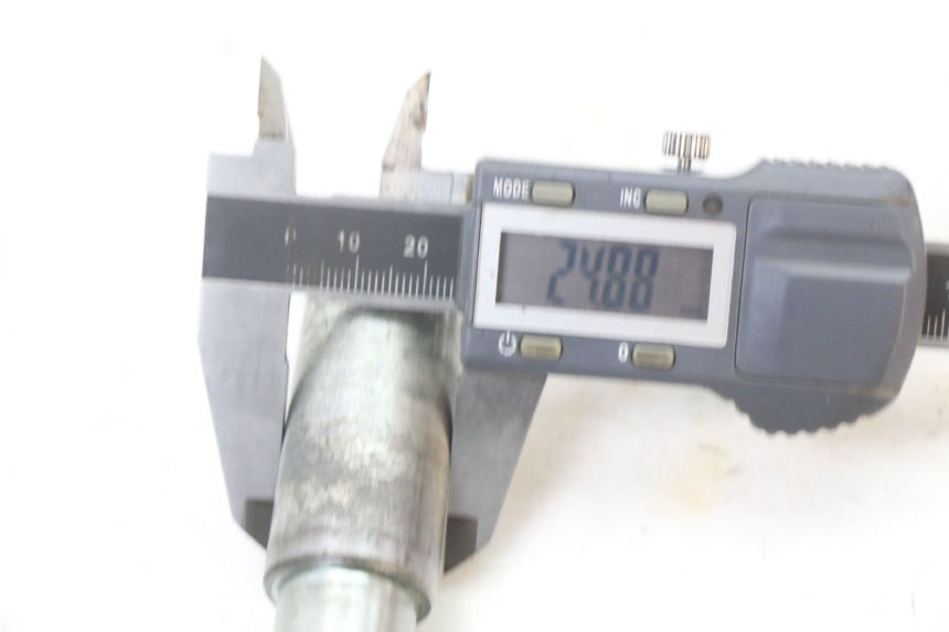 photo de ASSE RUOTA ANTERIORE KYMCO XCITING 250 (2006 - 2009)