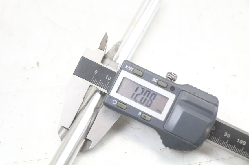 photo de ASSE YAMAHA FZ1 FAZER 1000 (2007 - 2009)
