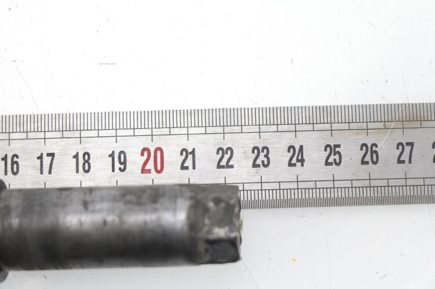 photo de ASSE RUOTA ANTERIORE YAMAHA YZ 125 (1998 - 2005)