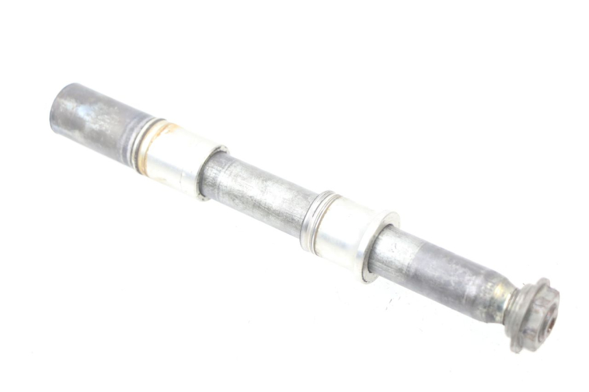 photo de ASSE RUOTA ANTERIORE YAMAHA YZ 125 (1998 - 2005) - Dettagli dei punti di fissaggio