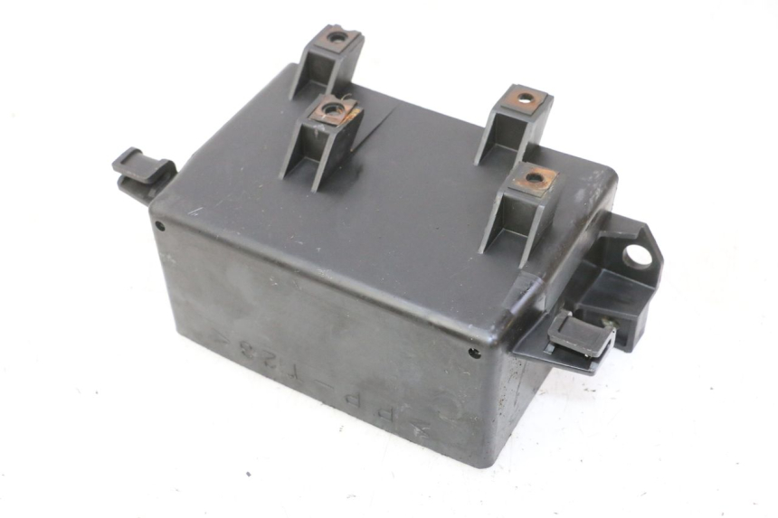 photo de PORTABATTERIA YAMAHA FZ6 N FAZER 600 (2004 - 2006)