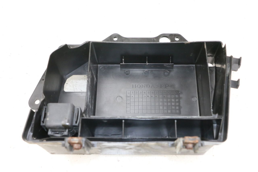 photo de VASCA PORTABATTERIA HONDA FES PANTHEON 2T 125 (1998 - 2002)