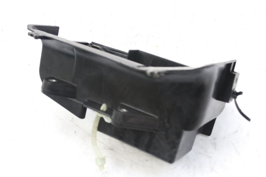 photo de VASCA BATTERIA HONDA FES S-WING SWING ABS 125 (2007 - 2015)