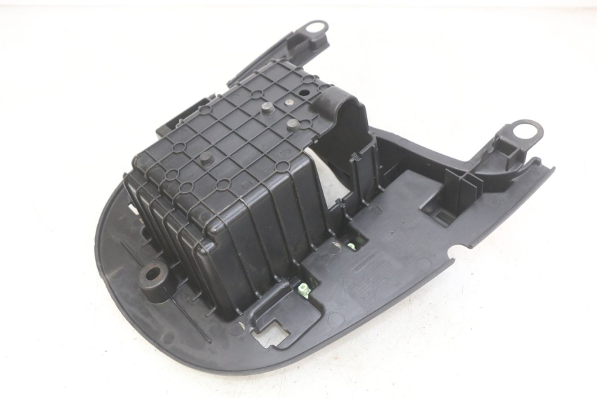 photo de VASCA PORTABATTERIA PEUGEOT DJANGO 4T 50 (2014 - 2019)